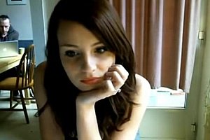 傻子美熟妇自慰乱伦写真