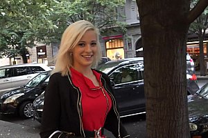 watch my gf t∨